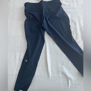 Lululemon Base Pace High-Rise Running Tight 28"
Brushed Nulux